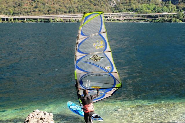 L For Lake Mandello del Lario Cameră foto